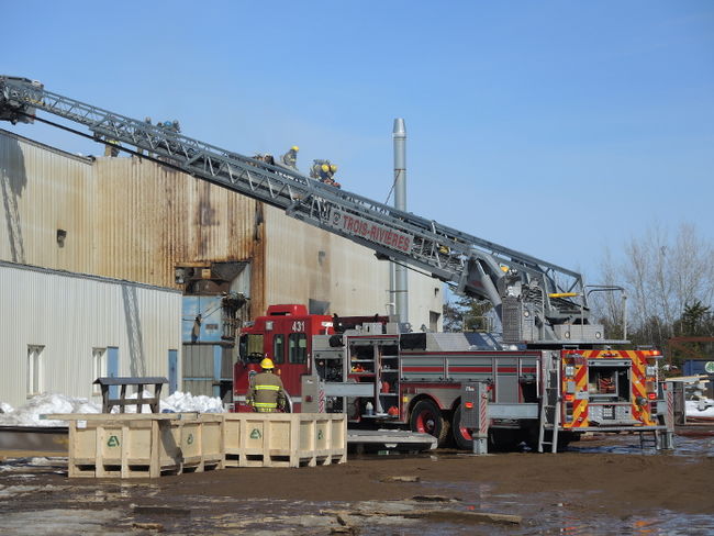 Un incendie a ravagé l’entreprise Sablex plus tôt aujourd’hui.