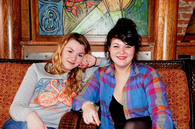 Stéphanie et Mélanie Boulay lanceront leur premier album le 26 mars prochain, au Cabaret La Tulipe, à Montréal.
