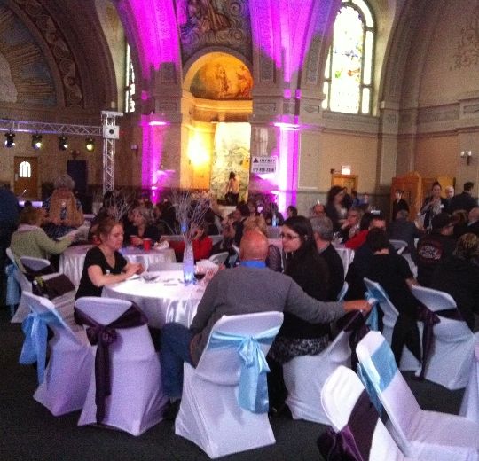 280 personnes ont participé au 5 à 7 Serveur d’un soir de la Corporation Spect-Arts