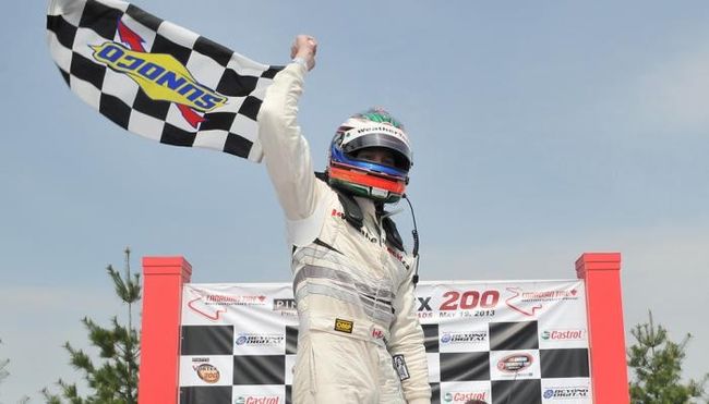 Louis-Philippe Dumoulin a savouré sa première victoire dans la série NASCAR Canadian Tire.