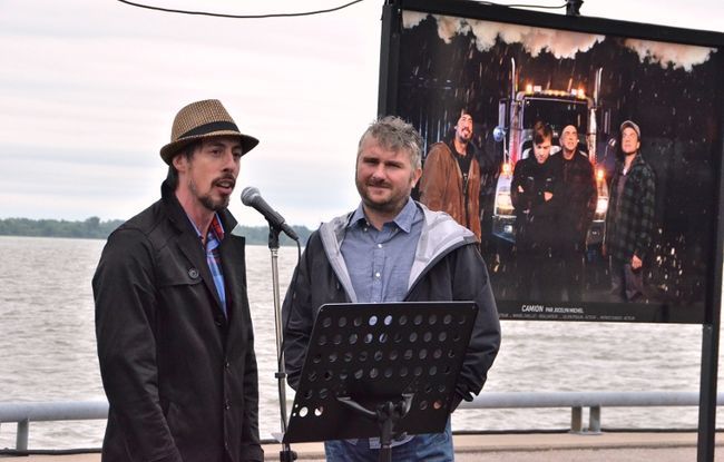 Le comédien Stéphane Breton et le réalisateur Sébastien Rose ont tous deux participé à l’exposition Plan large III.