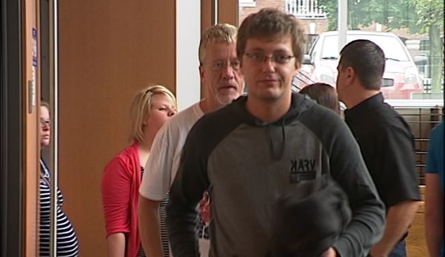 Alex Mineau Simoneau a pris le chemin du pénitencier, vendredi. Il y restera pour les trois prochaines années et demie.