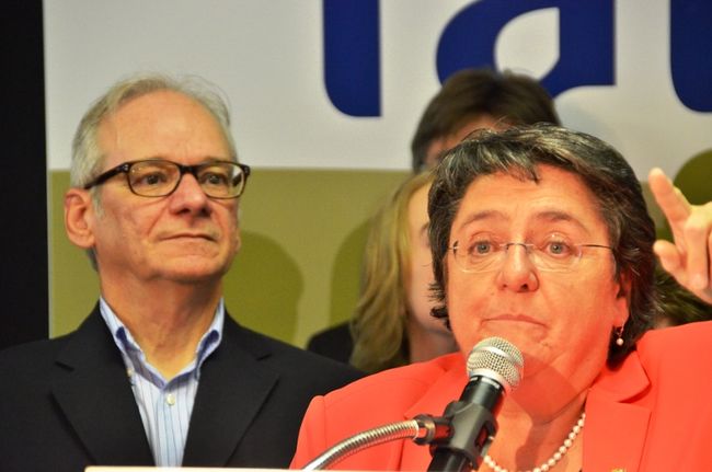 Sylvie Tardif, avec son agent officiel, Alain Gamelin.