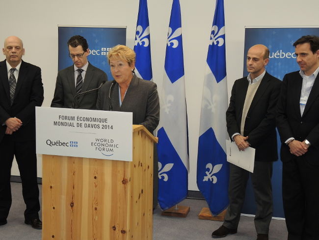 La première ministre Pauline Marois a annoncé que FerroAtlantica construira une usine au Québec sous peu. Elle bénéficiera d’un rabais de 20% sur le tarif d’hydro-électricité des alumineries et d’un congé de taxes de 10 ans.