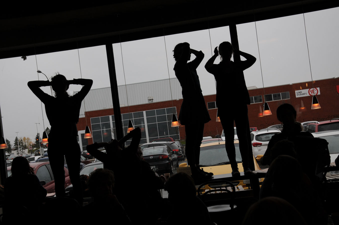 Flash Mob dans les Morgane de Trois-Rivières