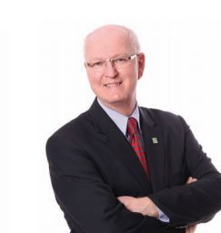 Yves Marchand, DG à la tête d'IDE Trois-Rivières depuis 12 ans, prendra sa retraite au printemps 2015.