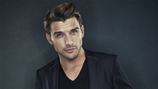 Le chanteur country de Saint-Georges, Robby Johnson