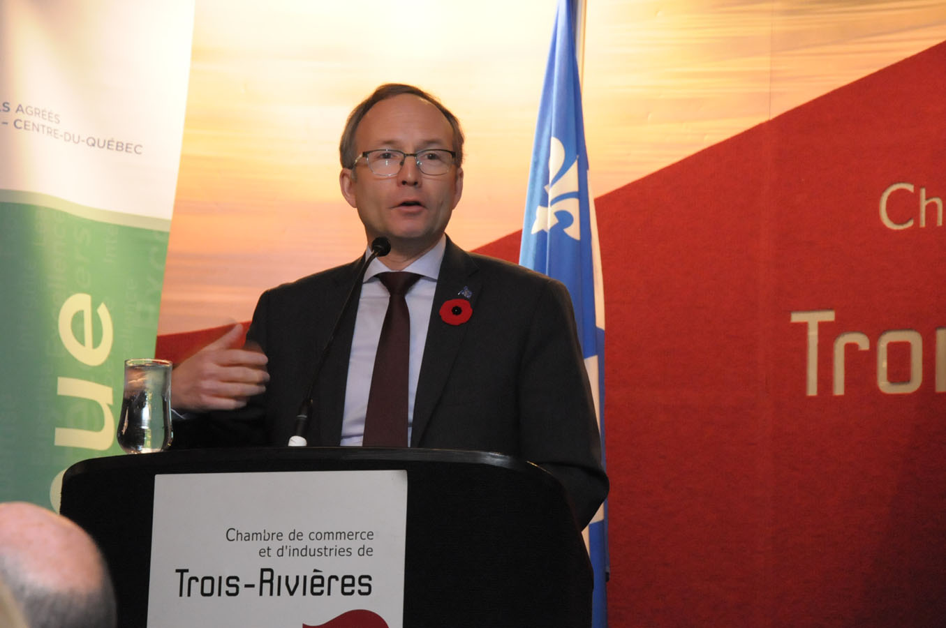 Coiteaux et Girard prêchent les mesures de leur gouvernement