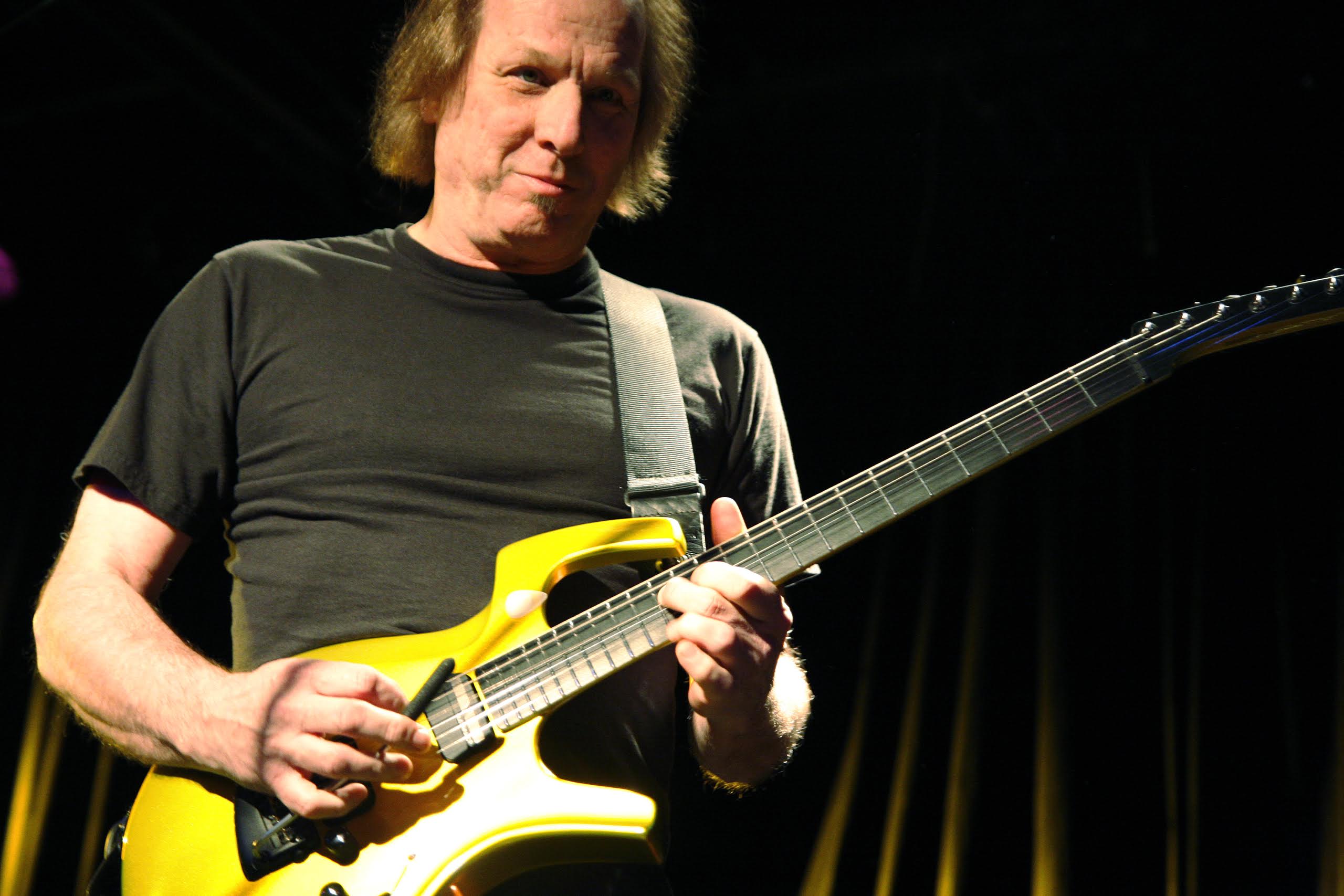 Le guitariste Adrian Belew à Trois-Rivières