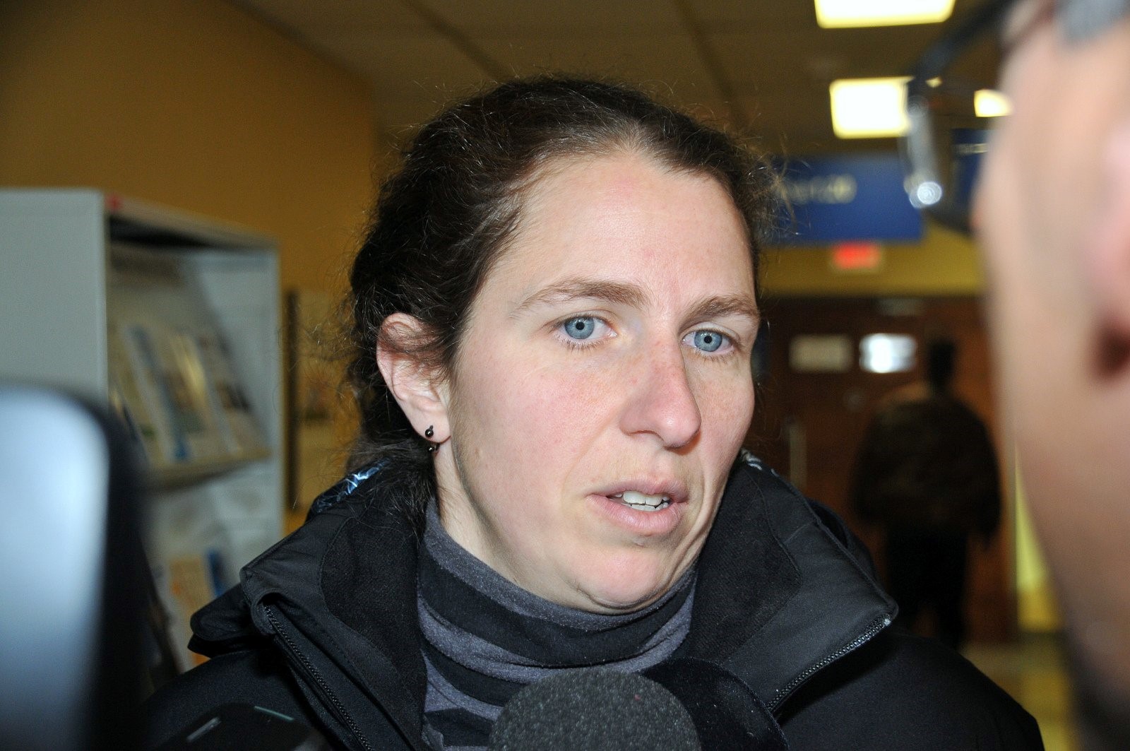 Louise Girard, amie de Chantal Lavigne. 