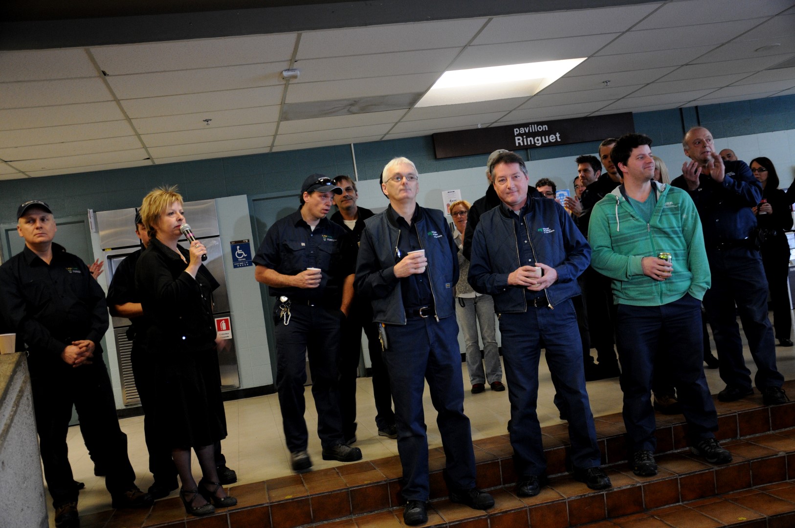 Cinq postes coupés à l'UQTR
