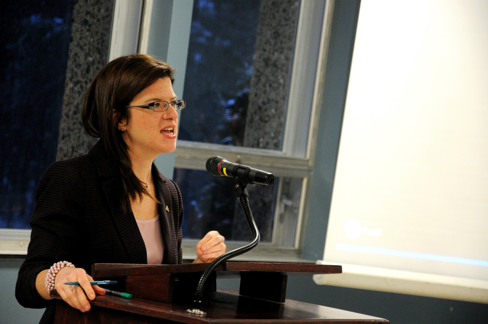La directrice générale de l'Institut Secondaire Keranna, Julie L'Heureux.
