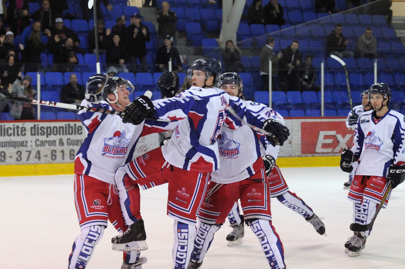 Le Blizzard Cloutier Nord-Sud s'incline en tir de barrage