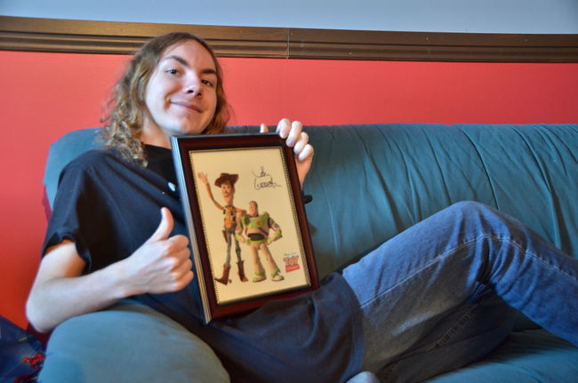 Les studios Pixar ont envoyé plusieurs images autographiées à Raphaël.