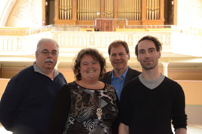 Les artisans de la Corporation Spect-Arts, de gauche à droite: François Lahaye, président, Julie Dumont, directrice générale, Jean-François Aubin, administrateur et conseiller municipal, et Rémi Francoeur, administrateur. 