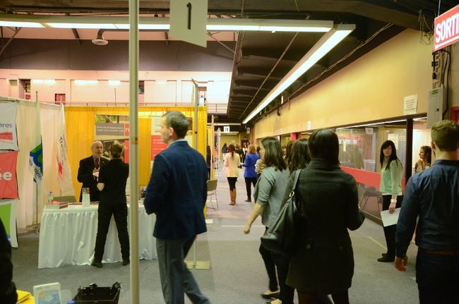 Jusqu'à 18h ce soir, une soixantaine d'employeurs rencontreront les chercheurs d'emploi de la région au Salon de l'emploi de Trois-Rivières.