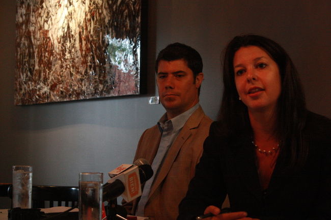 Guylaine Beaudoin en compagnie de son mari, l’écrivain Guillaume Morissette.