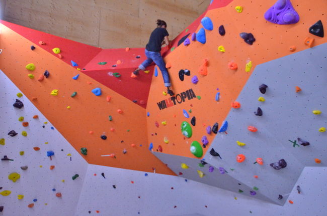 Le centre d’escalade Maïkan Aventure s’adresse à une clientèle de tout âge.