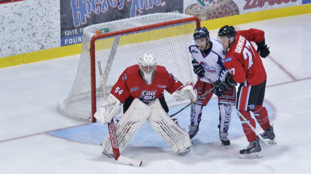 Le Blizzard Cloutier Nord-Sud s'incline 5 à 3