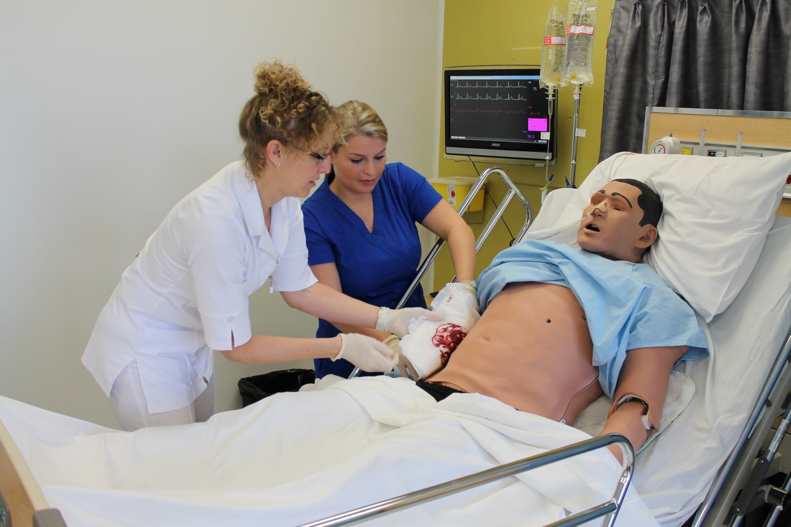 Une salle de simulation dernier cri en Soins infirmiers