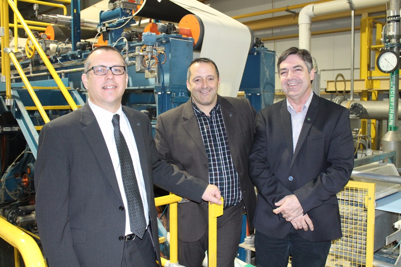 Denis Rousseau, directeur des études au Cégep de Trois-Rivières, Louis Gendron, directeur général au Cégep de Trois-Rivières et Mario Parenteau, directeur d’Innofibre.