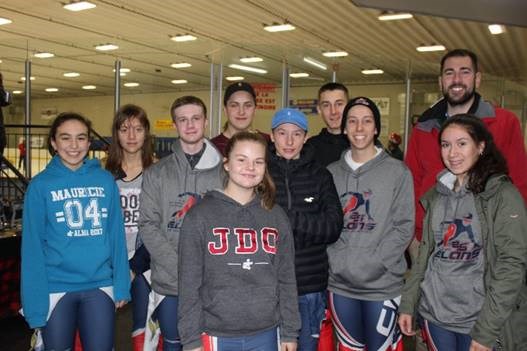Mya Joly, Mathilde Chamberland Dostie, Étienne Toupin, Léa Savard, Simon Oleg Bourassa, Mathis Hamel, Xavier Leclair, Louis-Étienne Bellavance, Audrey Beaumier, Simon Cuillerier-Serre Entraineur-chef du CPVTR. 
