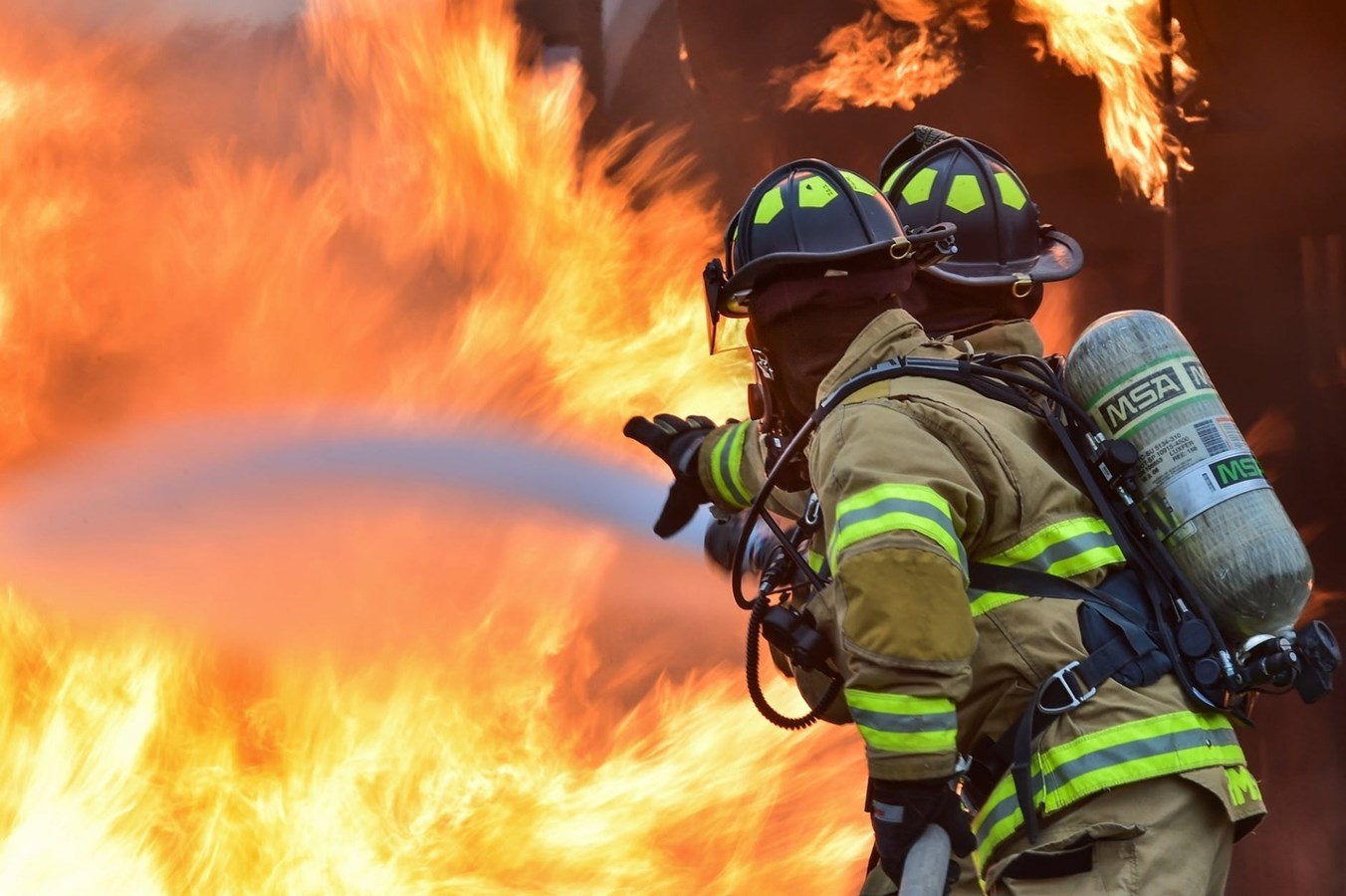 Incendie au garage municipal du secteur Shawinigan-Sud : l’entrepôt est une perte totale