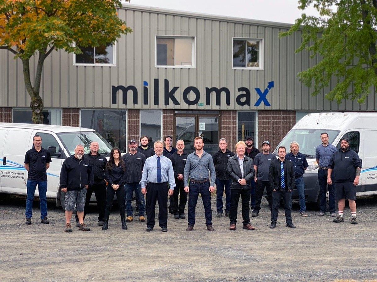 2 nouveaux propriétaires pour Milkomax, qui lance sa deuxième génération de robots de traite