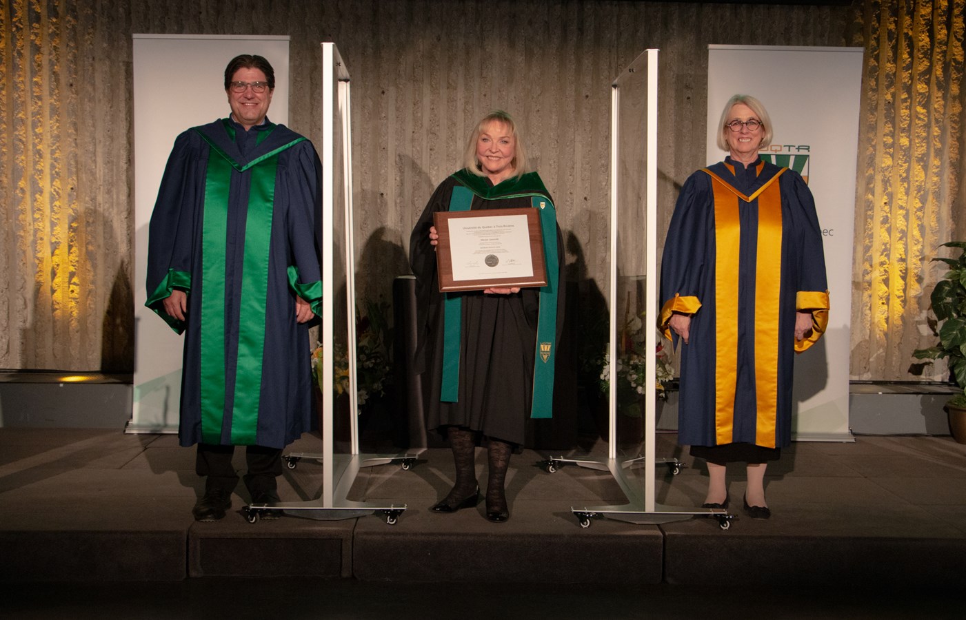 Christian Blanchette (recteur de l’UQTR), Maryse Lasonde et Johanne Jean (présidente de l’Université du Québec).