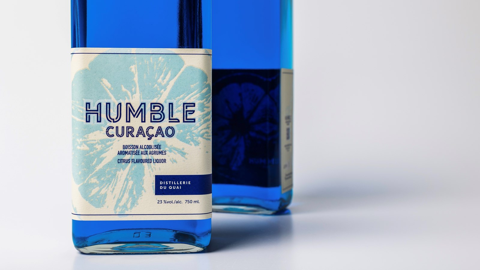 La Distillerie du Quai présente un nouveau Curaçao bleu