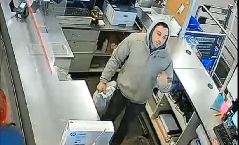 La policer de Trois-Rivières veut identifier ce suspect.