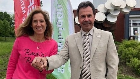 Marie-Josée Gervais, directrice des Défis du parc, et le maire Michel Angers.