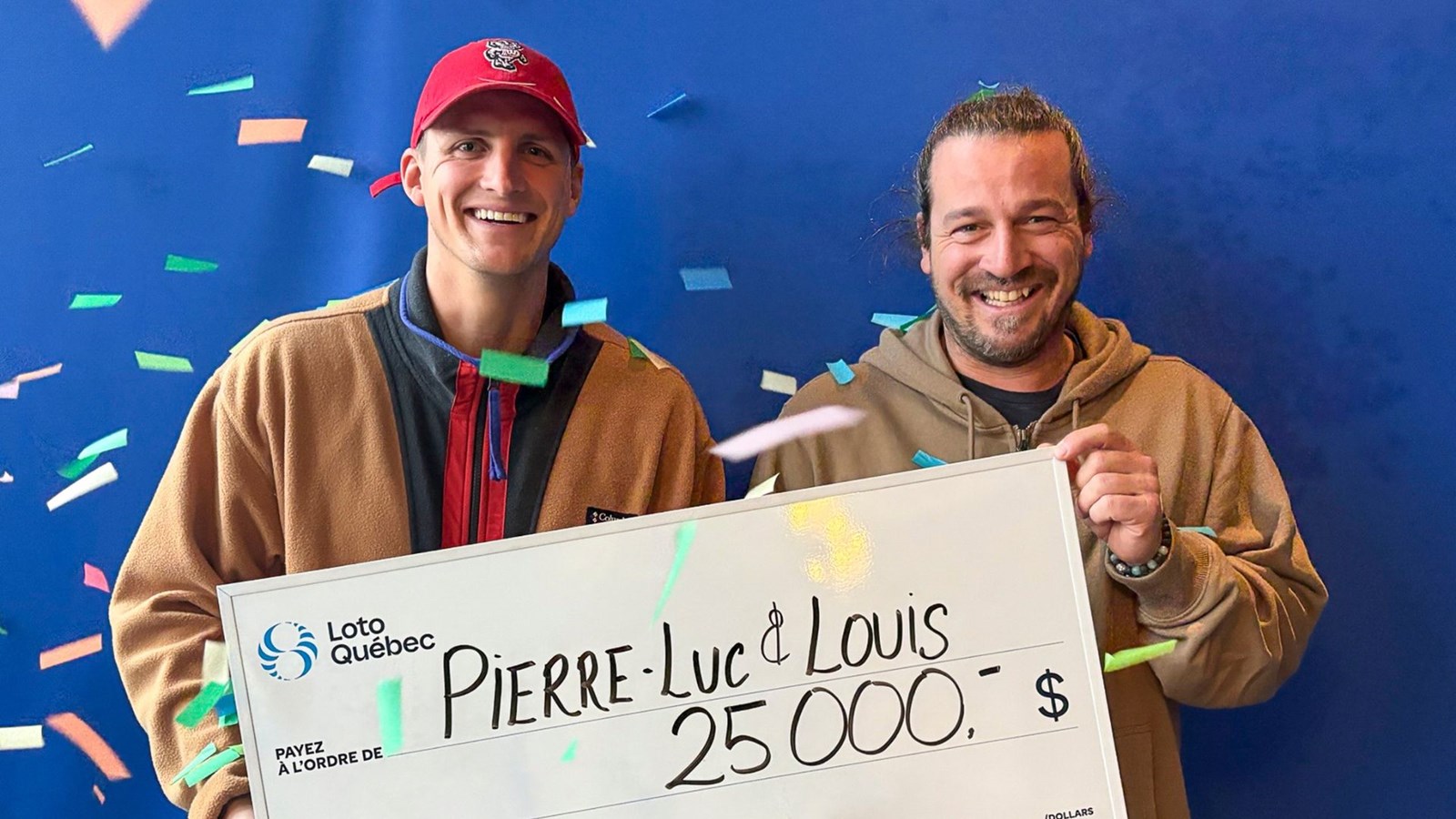 Pierre-Luc Chauvette et Louis Sauvageau, deux collègues de travail résidant en Mauricie, ont remporté 25 000 $ au tirage du Québec Max.