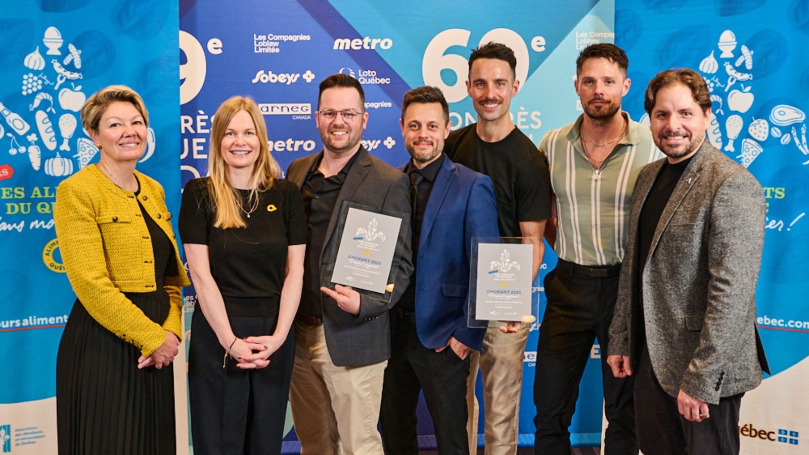 Le IGA des Chenaux Famille Paquette avec Cuisine Poirier a remporté le prix dans la catégorie Produit régional du concours Les Aliments du Québec dans mon panier!. 