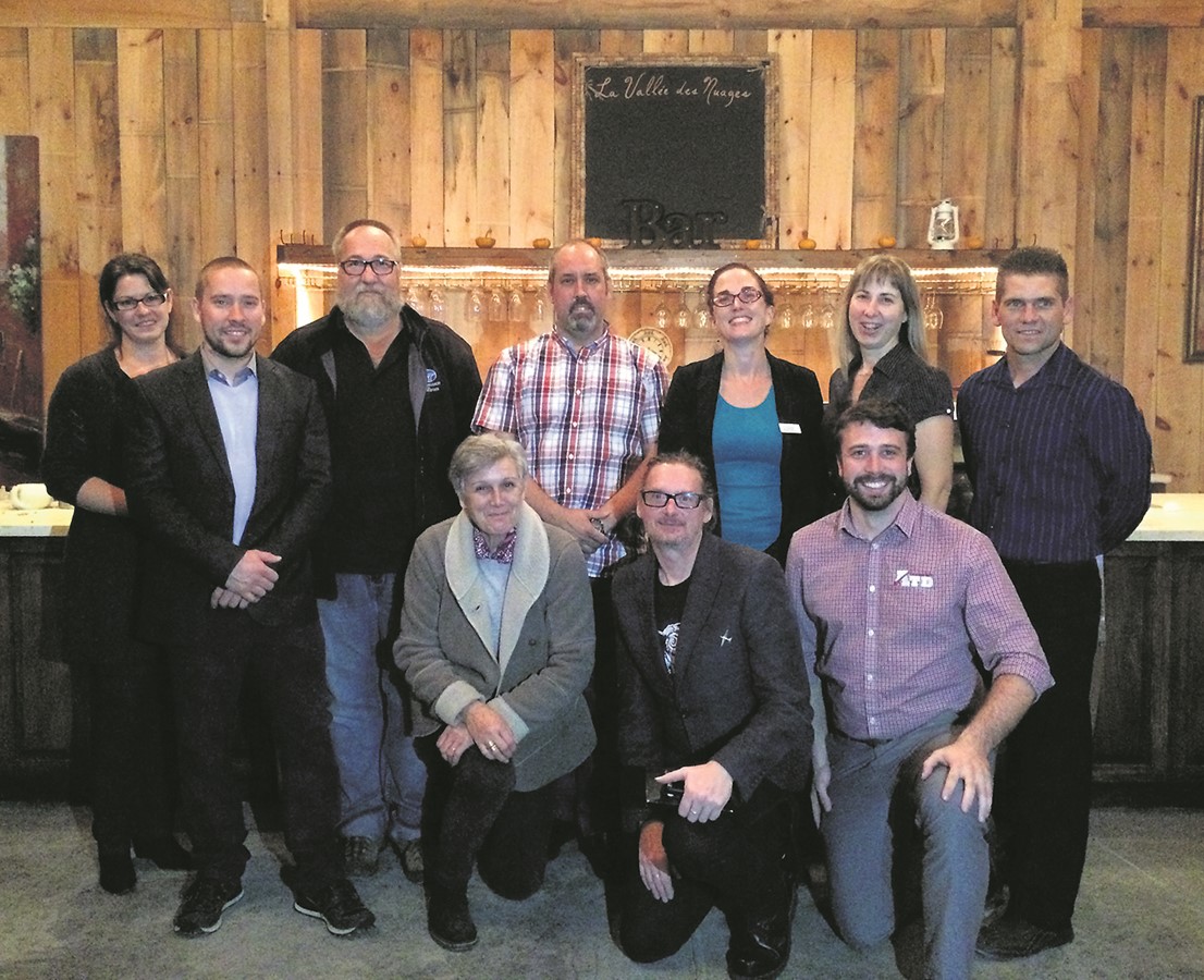 Voici le nouveau conseil d’administration : Kathy Breton, secrétaire, Saint-Georges; Thomas Deshaies, Danville; Michel Lallier, Asbestos; Eric Brown, Asbestos; Isabelle Lodge, présidente, Danville; Caroline Poirer, trésorière, Ham-Sud; Miguel Grenier, Asbestos; Martine Satre, Danville; Jean Robert Bissaillon, Danville; Ghislain Tessier, vice-président, Asbestos. Patrick Lafond, Asbestos, était absent lors de la prise de la photo.