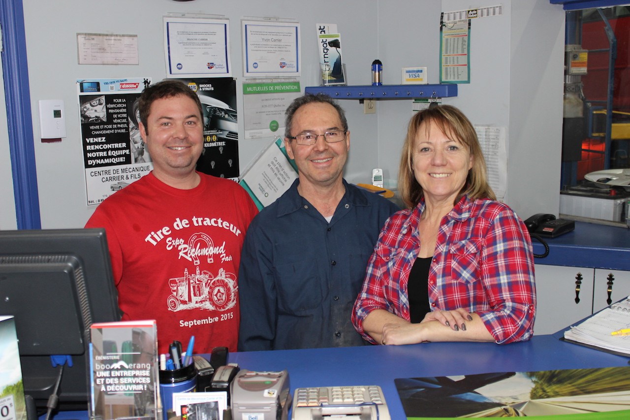 Les trois actionnaires du Centre de mécanique Carrier et fils : Gilbert, Yvon et Colette.
