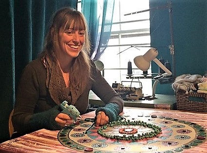 Véronique Boislard, présentement au Ptit Bonheur de St-Camille, pour présenter ses dernières créations