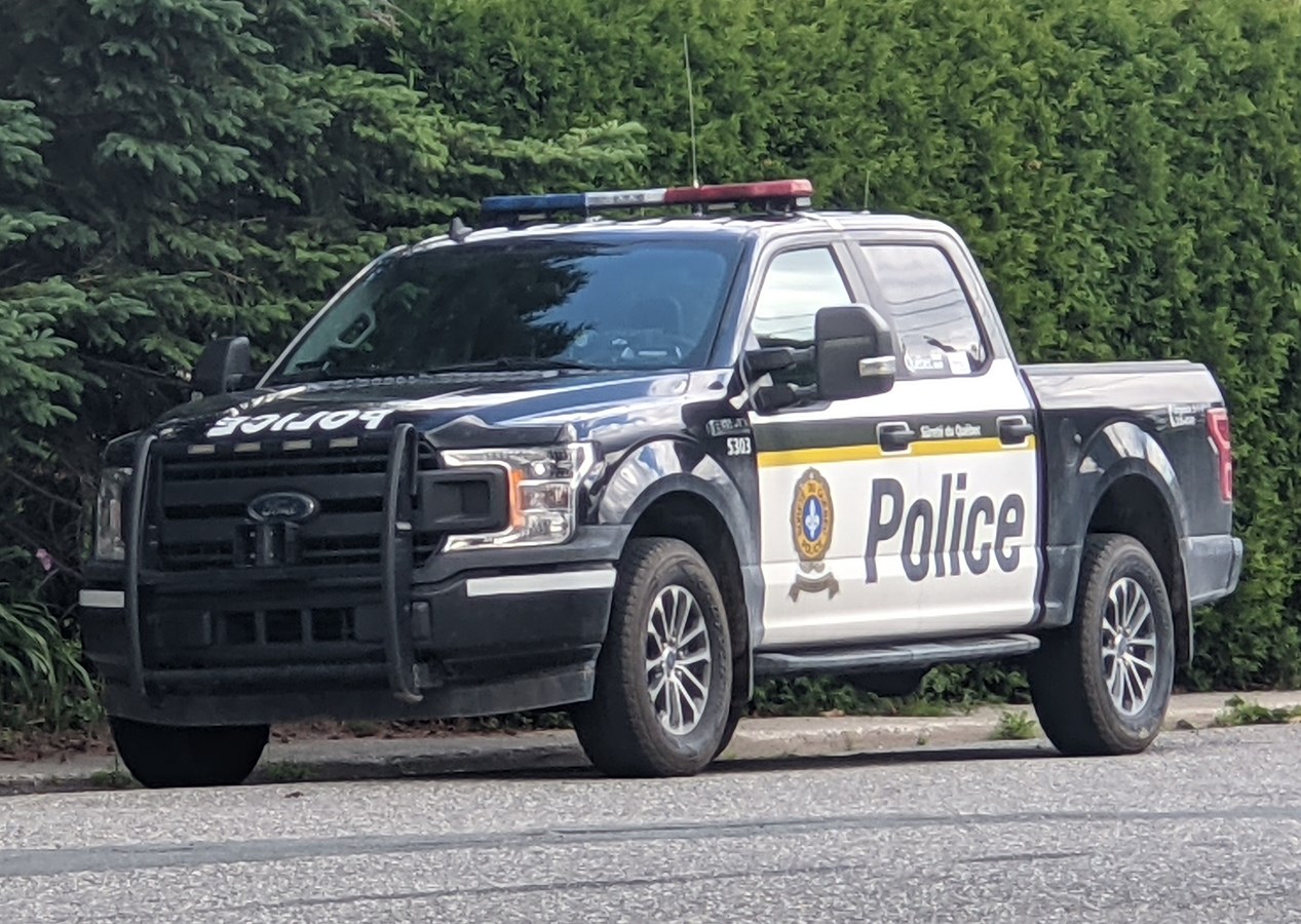 Intervention policière sur la rue Noël de à Val-des-Sources