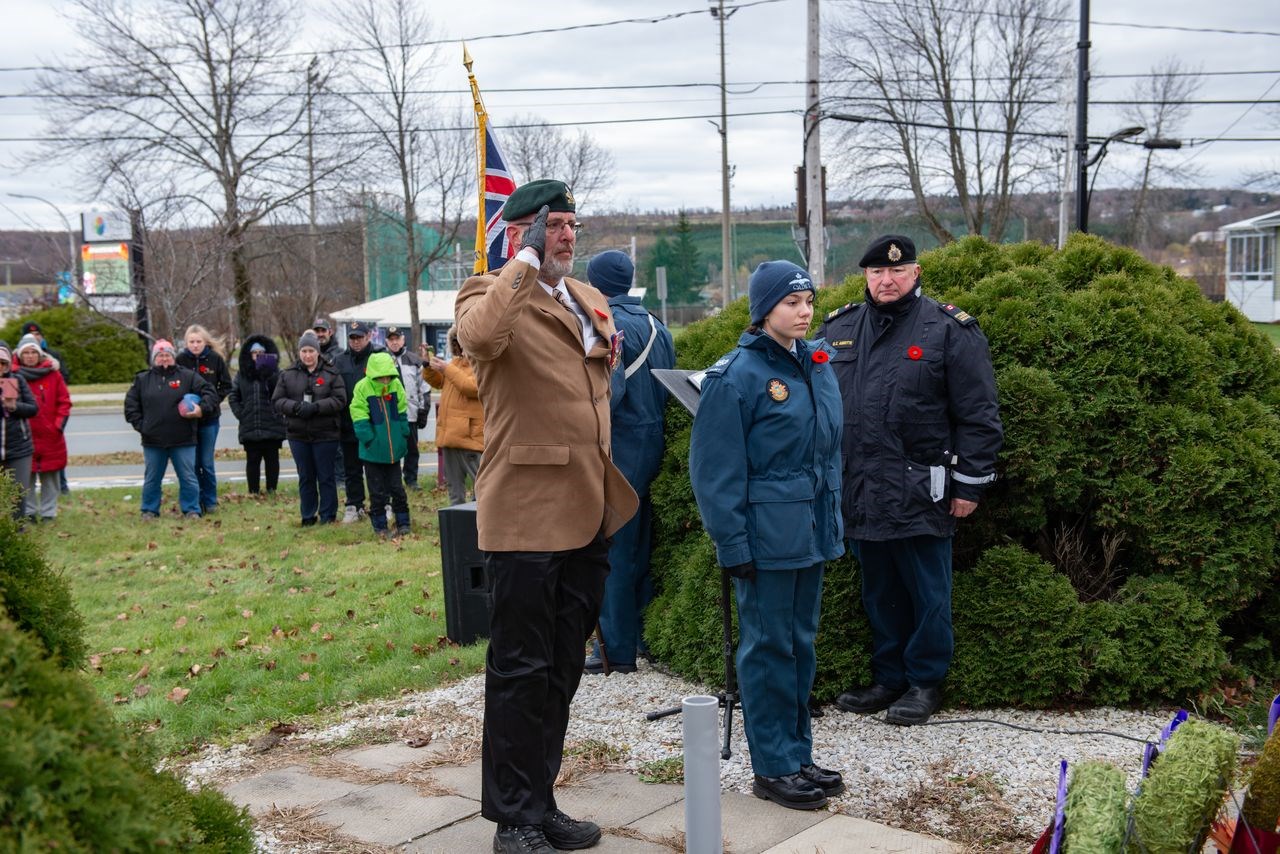 Le samedi 11 novembre marquait les cérémonies de commémorations du jour du Souvenir au Canada et dans la région il apparaît clair que la population s’est souvenue.