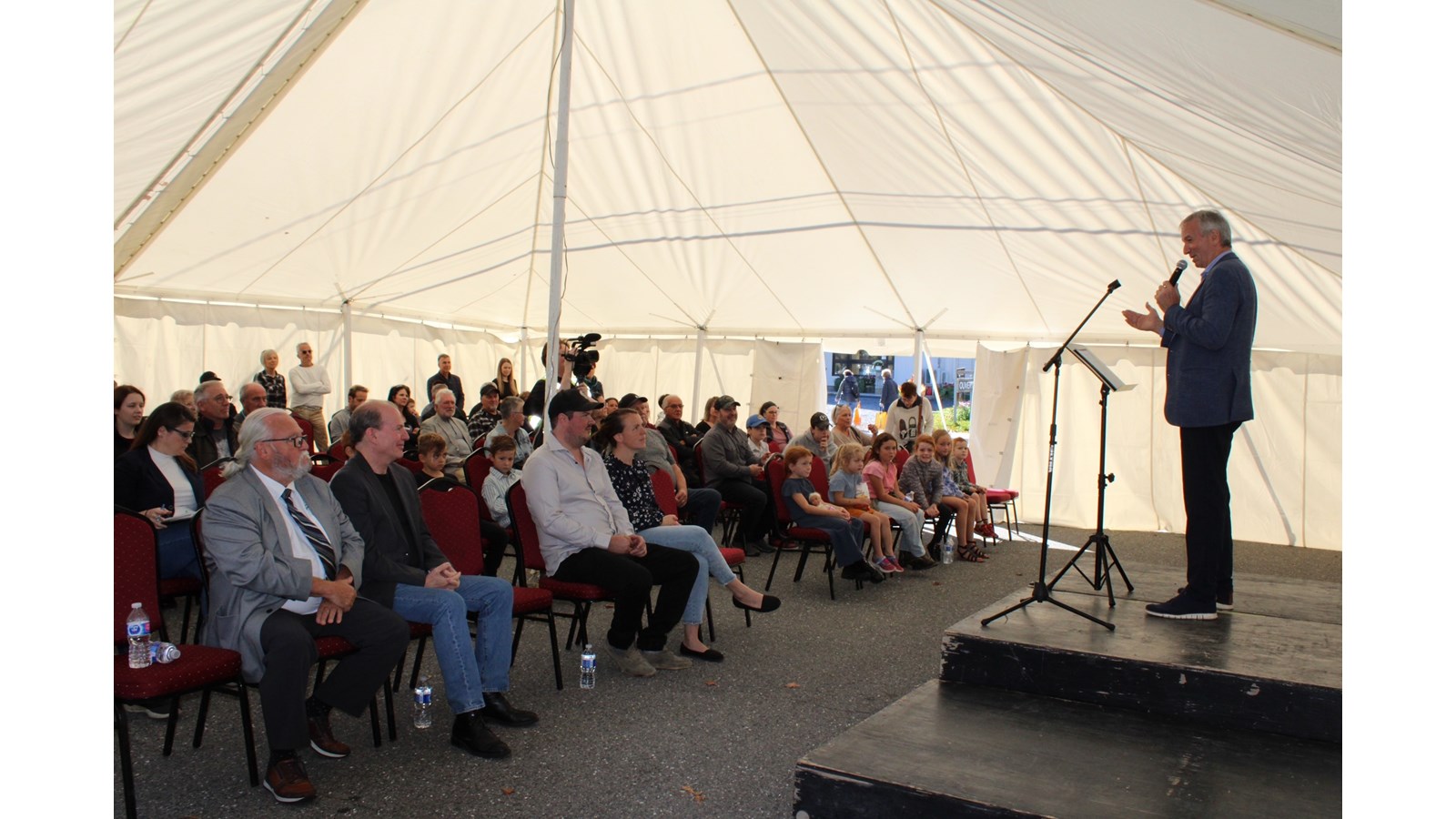 Le ministre de l’Agriculture, des Pêcheries et de l’Alimentation, André Lamontagne, était présent lors de l’inauguration. 