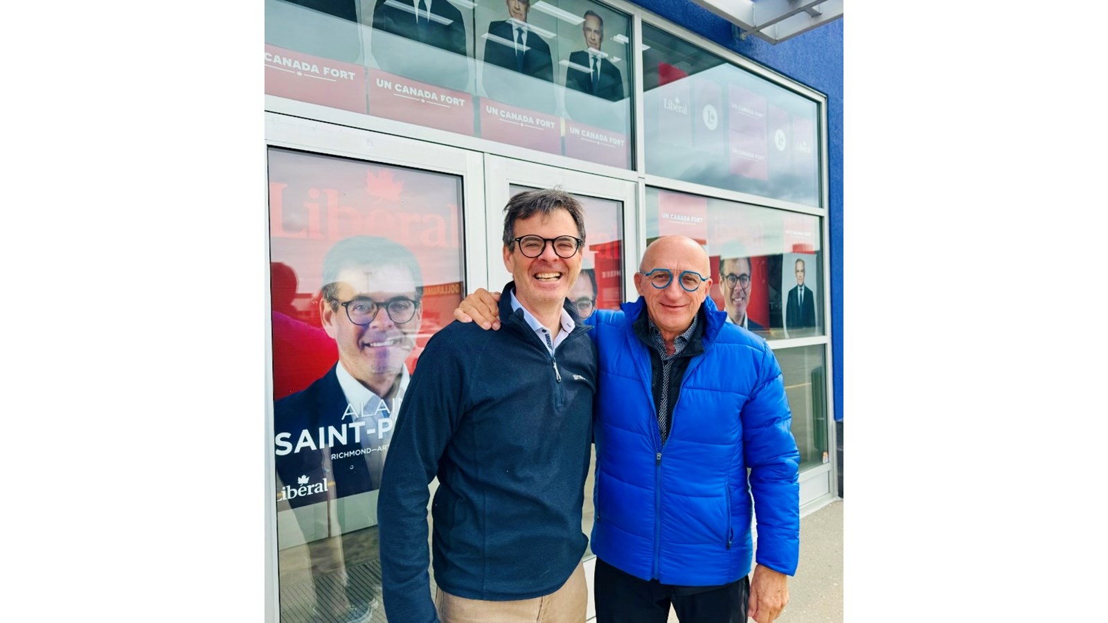 Yvon Vallières donne son appui au candidat libéral fédéral dans Richmond-Arthabaska, Alain Saint-Pierre.