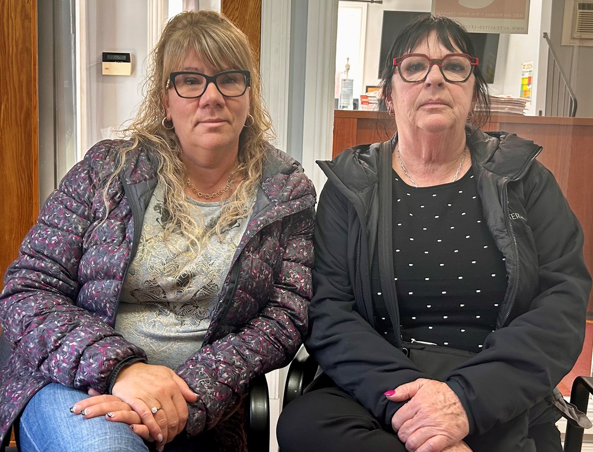 Nancy Hétu et Johanne Maurice sont à l’origine de la pétition.