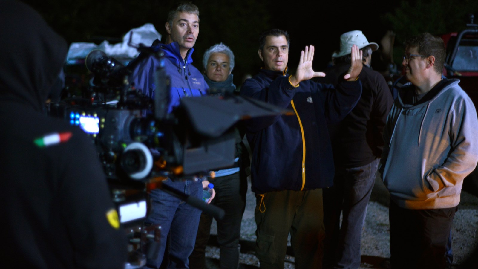 Le réalisateur du film Alain Vézina qui donne ses indications. 