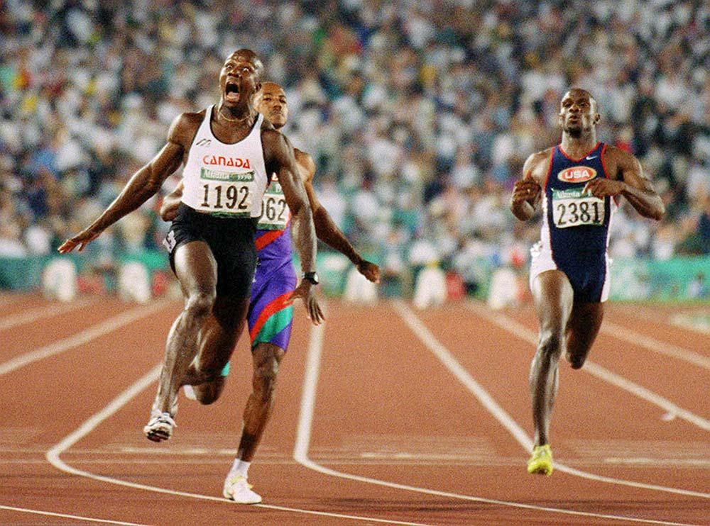 Le visage de Donovan Bailey veut tout dire. Il vient de gagner la médaille d'or et d'établir un nouveau record du monde à l'épreuve de 100 mètres, l'épreuve reine des Jeux Olympiques d'été.