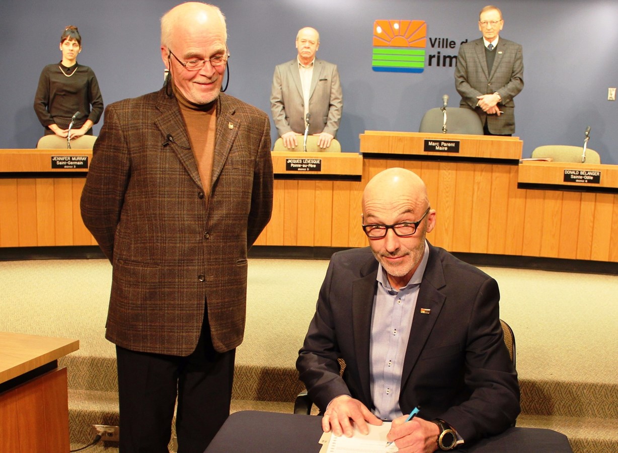 Marc Parent assermenté maire de la ville de rimouski