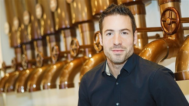 Le propriétaire, Dominique Brown 