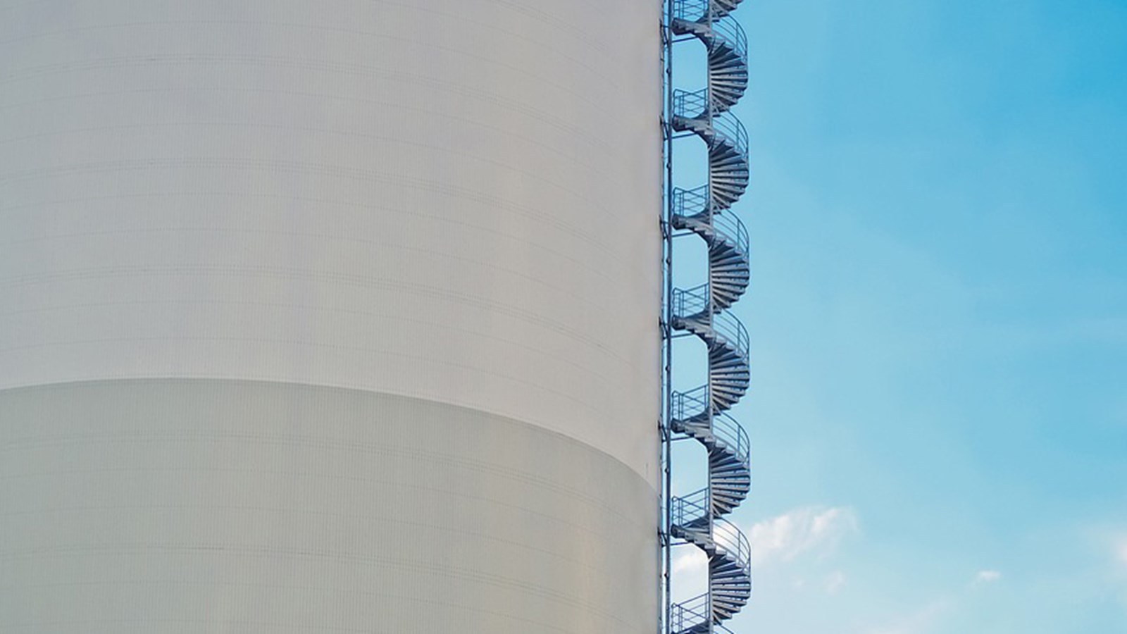 Soyez vigilants pour prévenir les accidents dans des silos-tours