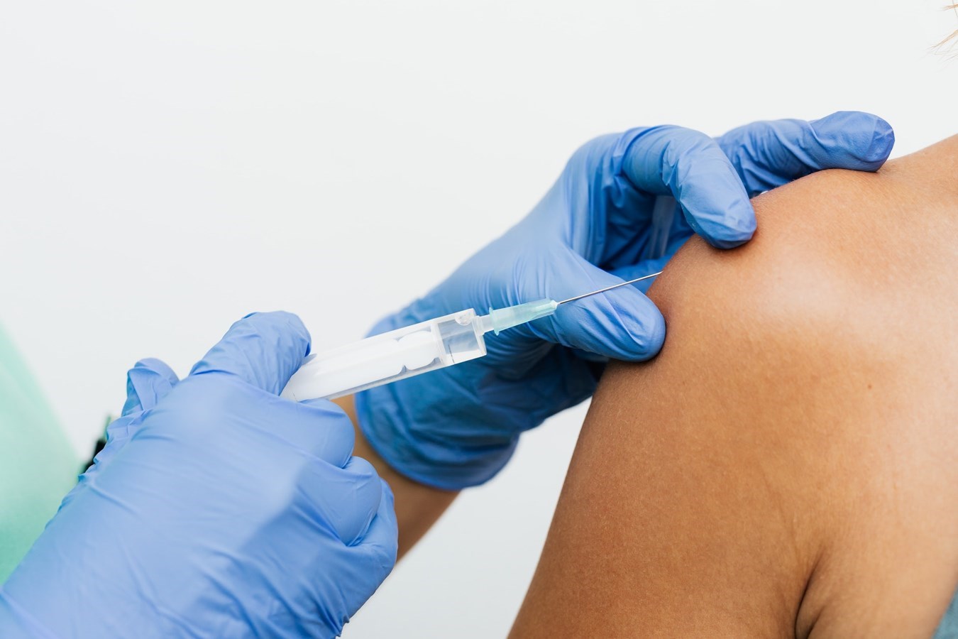 La vaccination contre la COVID-19 commencera jeudi au Bas-Saint-Laurent