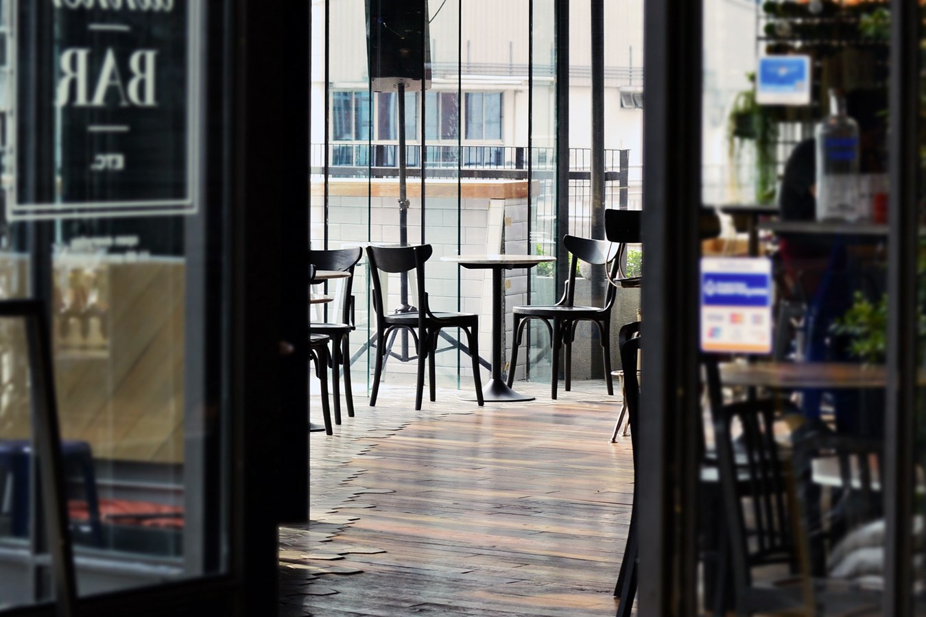 Les ventes des restaurants et débits de boissons ont fléchi de 40% en mars au Québec