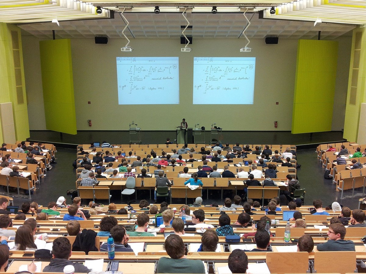 Le taux de participation aux études collégiales ou universitaires s'est accru de 34% au Québec depuis 20 ans